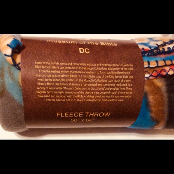 Fleece Throw Museum DC of The Bible Blanket - Picture 2 of 2